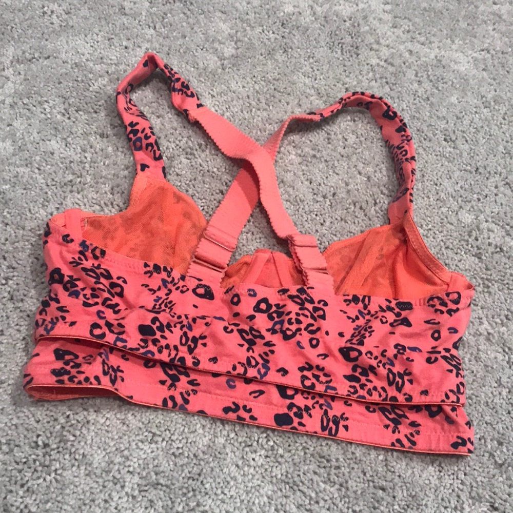 Crop top - Picture 2 of 2